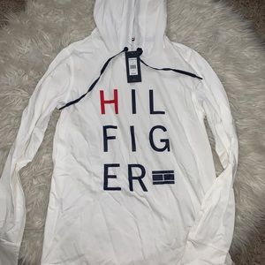 brand new tommy hilfiger performance sweatshirt
